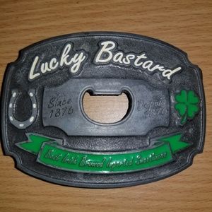 Belt buckle
